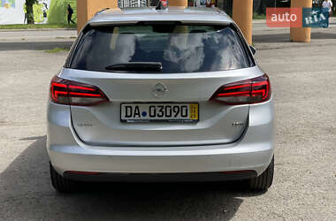 Универсал Opel Astra 2016 в 