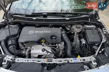 Универсал Opel Astra 2016 в 