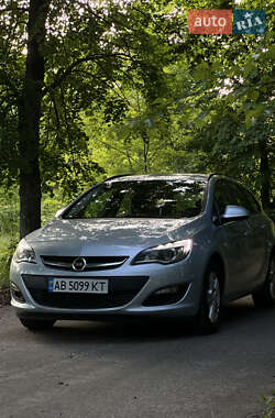 Универсал Opel Astra 2013 в Баре
