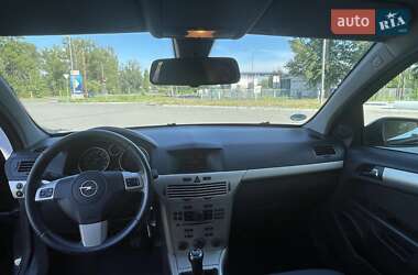 Универсал Opel Astra 2008 в 