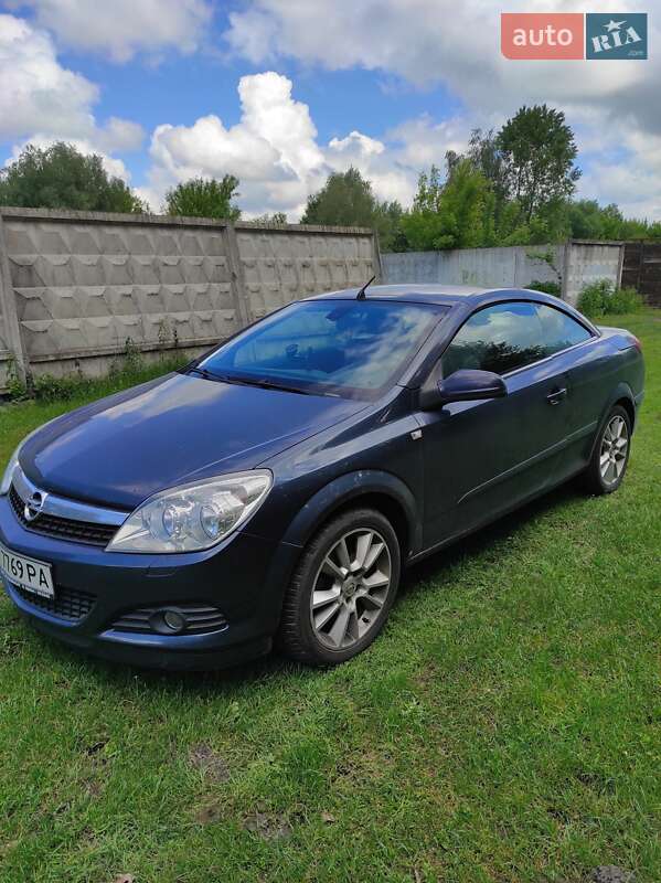 Кабріолет Opel Astra 2008 в Обухові