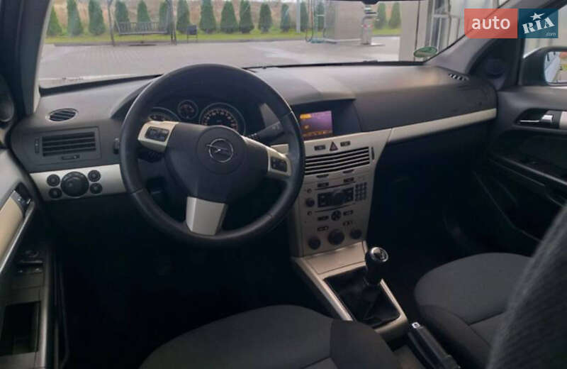 Универсал Opel Astra 2007 в Львове