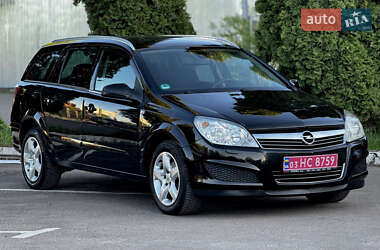 Універсал Opel Astra 2007 в Рівному
