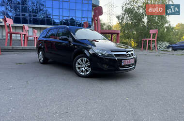 Универсал Opel Astra 2009 в Днепре