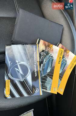 Хэтчбек Opel Astra 2014 в 