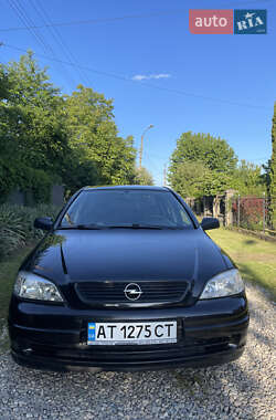 Седан Opel Astra 2006 в Коломые