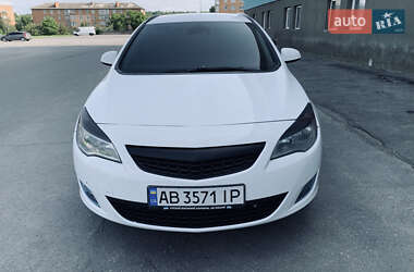 Универсал Opel Astra 2011 в Тульчине