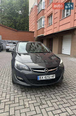 Opel Astra 2013 Opel Astra 2013