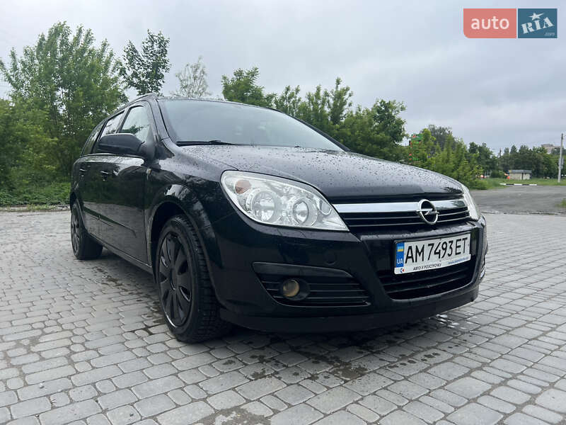 Универсал Opel Astra 2006 в Житомире