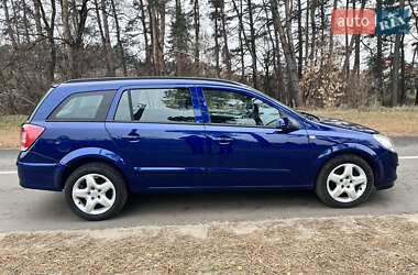 Универсал Opel Astra 2008 в 
