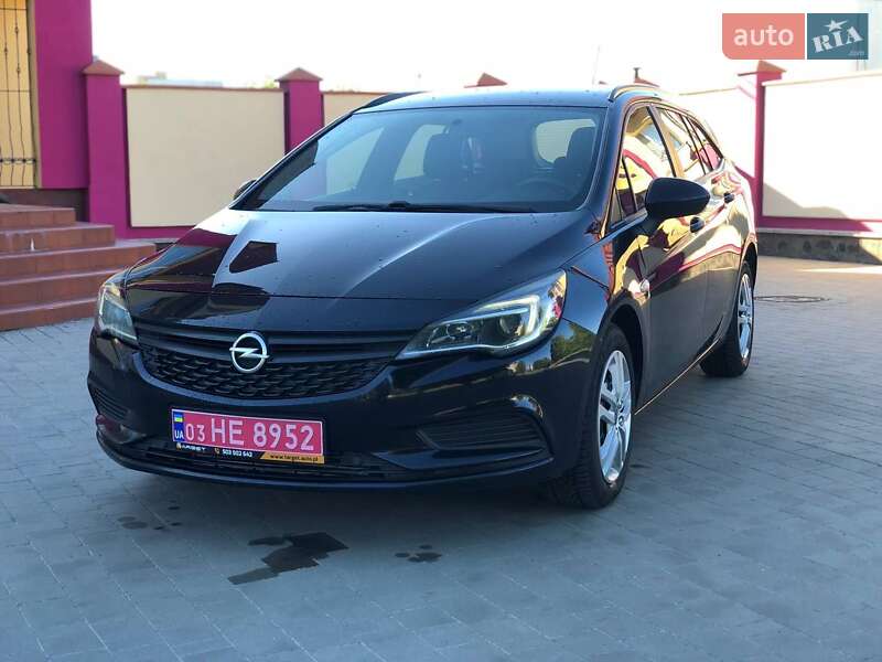 Универсал Opel Astra 2018 в Луцке