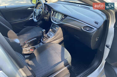 Универсал Opel Astra 2017 в 