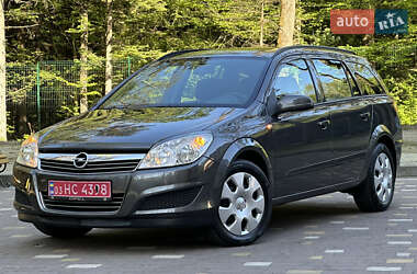 Универсал Opel Astra 2009 в 