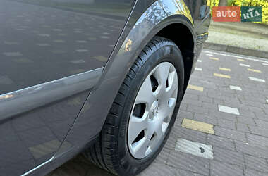 Универсал Opel Astra 2009 в 