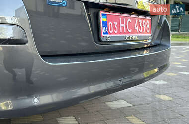Универсал Opel Astra 2009 в 