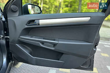 Универсал Opel Astra 2009 в 