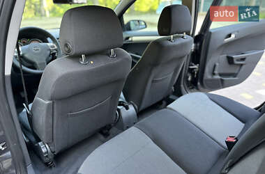 Универсал Opel Astra 2009 в 