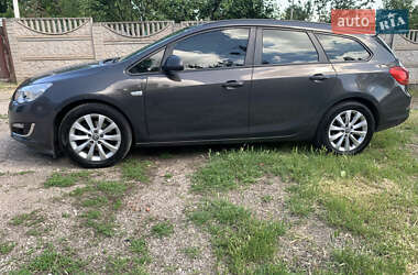Opel Astra 2012