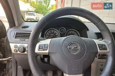 Универсал Opel Astra 2008 в 