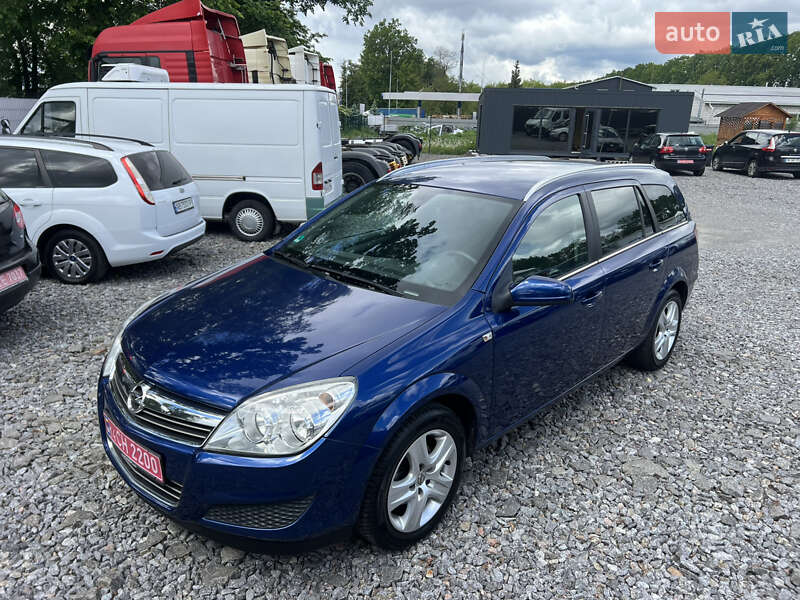 Універсал Opel Astra 2009 в Вінниці