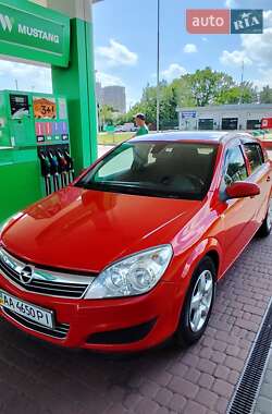 Хэтчбек Opel Astra 2009 в Киеве