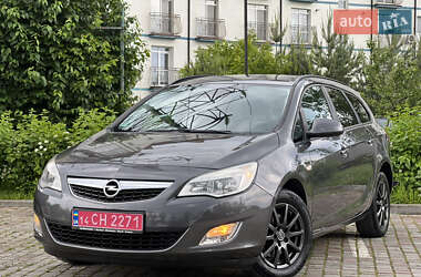 Opel Astra 2013 Opel Astra 2013