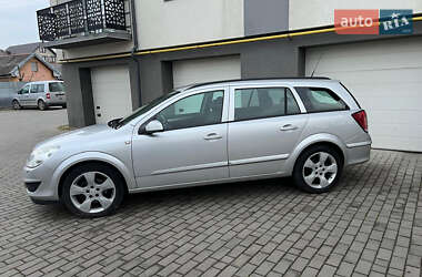 Универсал Opel Astra 2009 в 