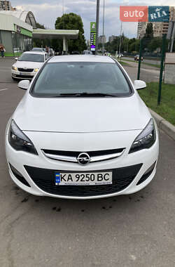 Седан Opel Astra 2020 в Києві