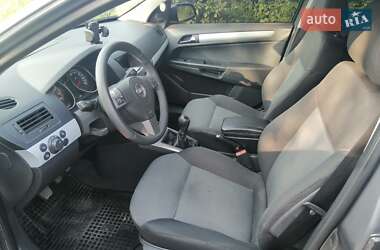 Універсал Opel Astra 2006 в 