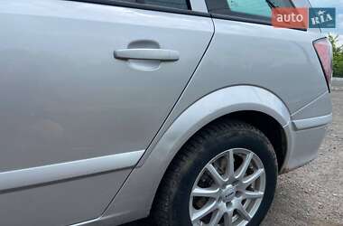 Універсал Opel Astra 2004 в 