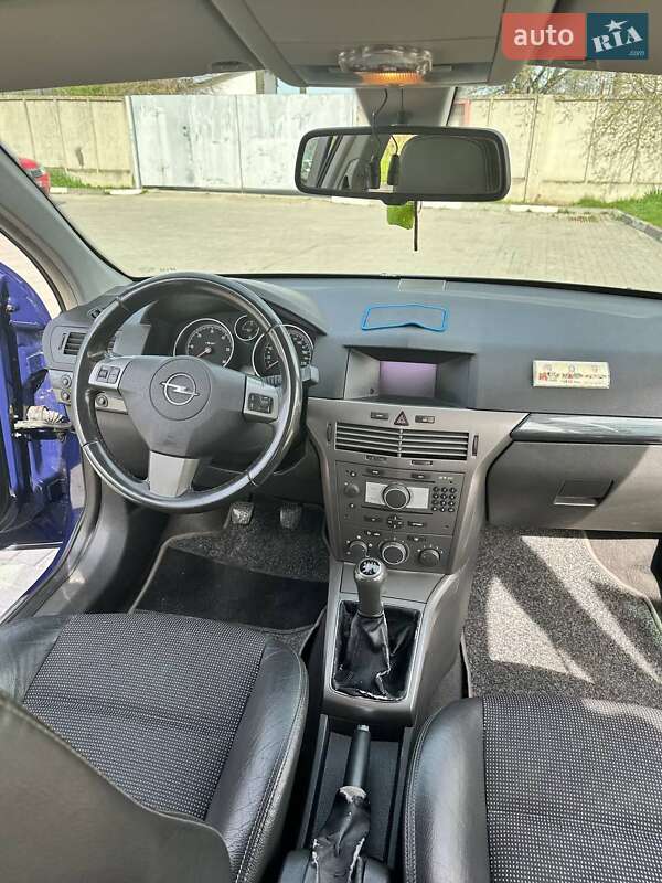 Универсал Opel Astra 2005 в Почаеве фото 12 Универсал Opel Astra 2005 в Почаеве