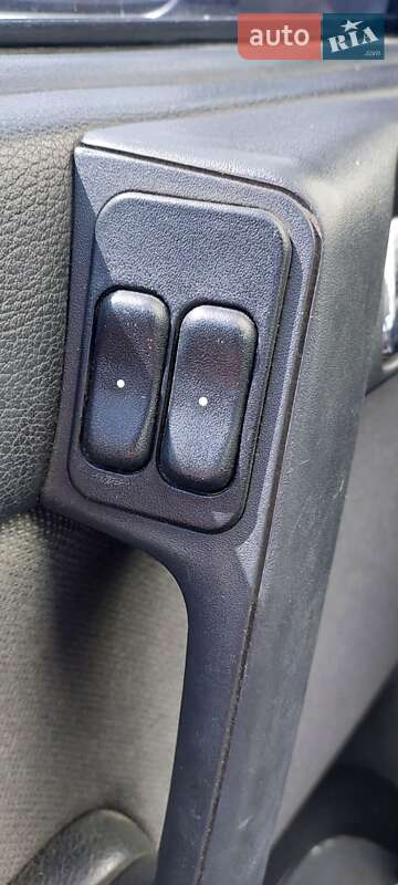 Седан Opel Astra 2003 в Кропивницькому фото 28 Седан Opel Astra 2003 в Кропивницькому