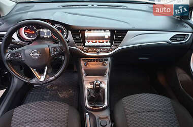 Универсал Opel Astra 2016 в 
