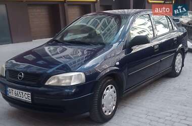 Седан Opel Astra 2008 в Ивано-Франковске