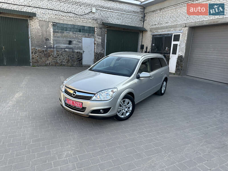 Універсал Opel Astra 2007 в Львові