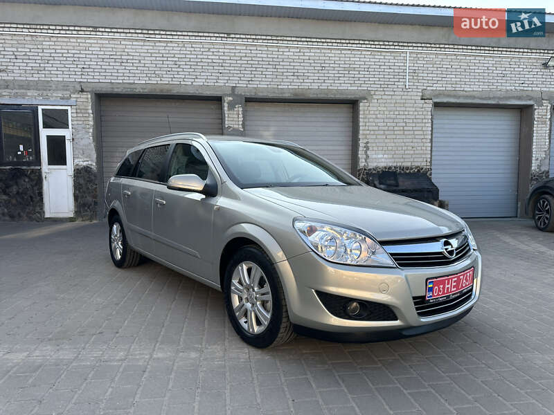Універсал Opel Astra 2007 в Львові