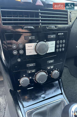 Універсал Opel Astra 2007 в 