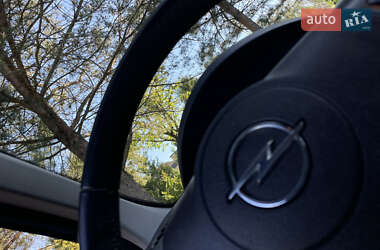 Универсал Opel Astra 2006 в 