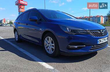 Универсал Opel Astra 2020 в Ровно