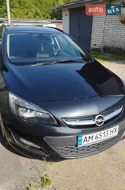 Универсал Opel Astra 2014 в 