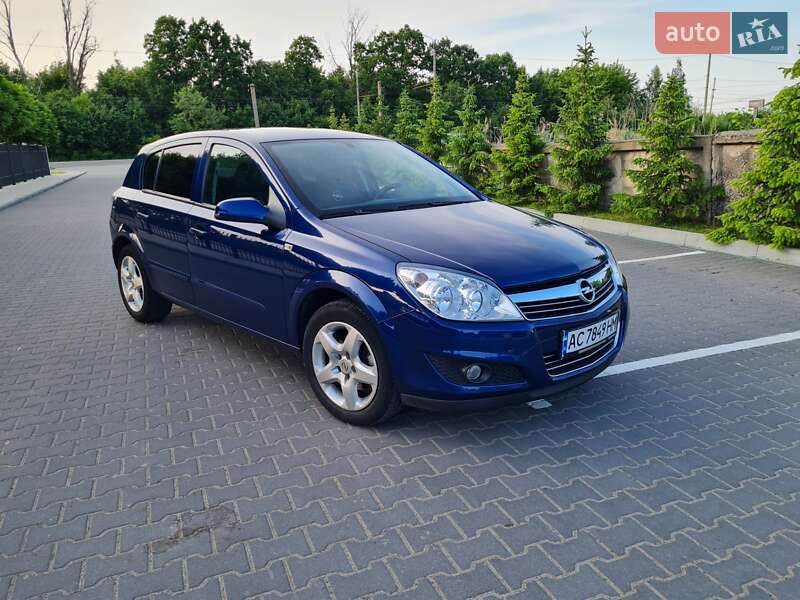 Opel Astra 2008