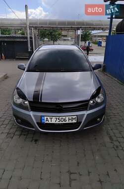 Універсал Opel Astra 2006 в Івано-Франківську