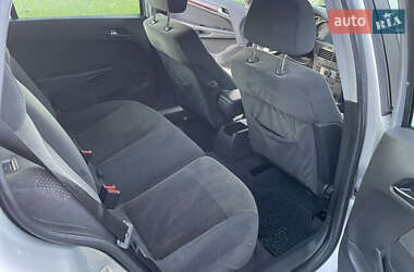 Универсал Opel Astra 2005 в 