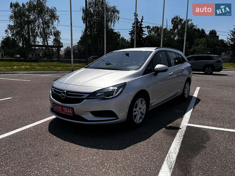 Универсал Opel Astra 2019 в 