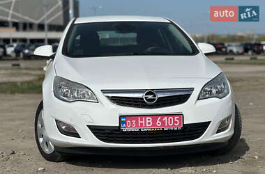Хетчбек Opel Astra 2011 в Львові