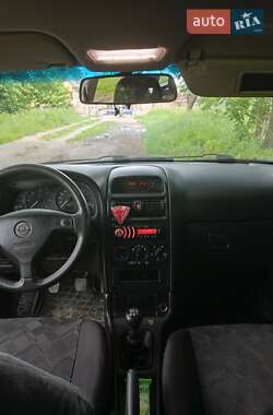 Универсал Opel Astra 1999 в 