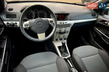 Універсал Opel Astra 2007 в 