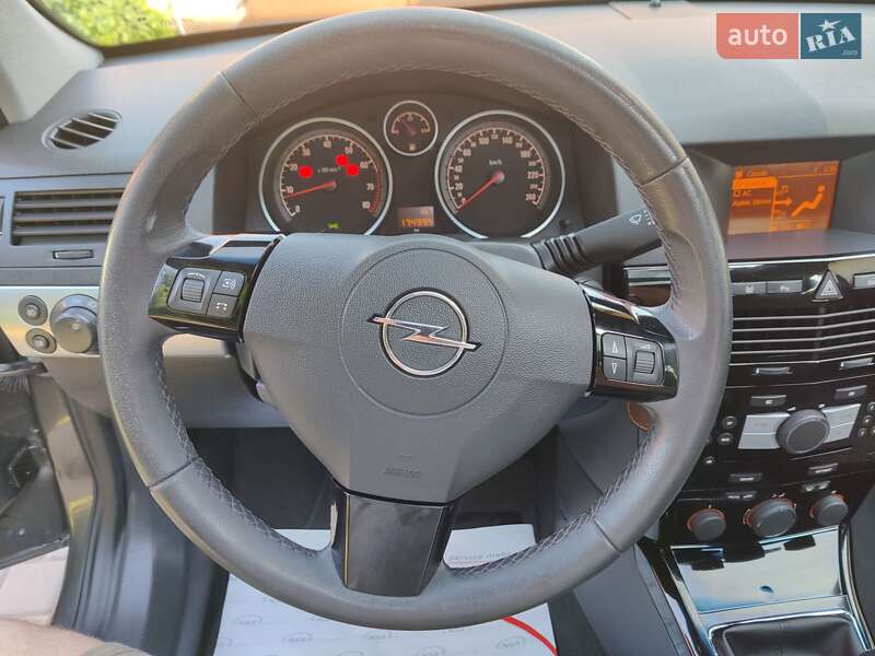 Хетчбек Opel Astra 2009 в Полтаві