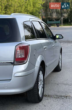 Универсал Opel Astra 2008 в 