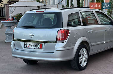 Універсал Opel Astra 2009 в 